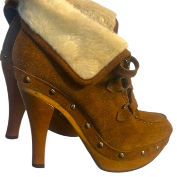 Guess Beautiful Wooden Shearling Fur Suede Platform Heels - Picture 1 of 16